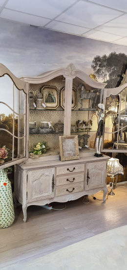 Eiken Queen Ann vitrinekast 