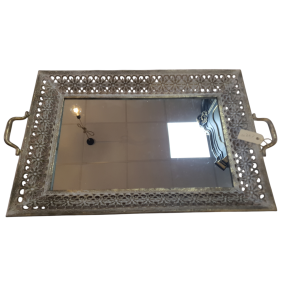 Metalen dienblad met spiegelglas (baroque)