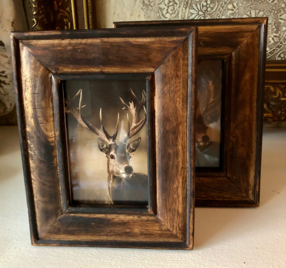 Houten fotolijst met hert