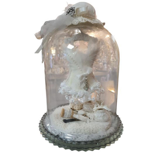 Brocant opgemaakte stolp