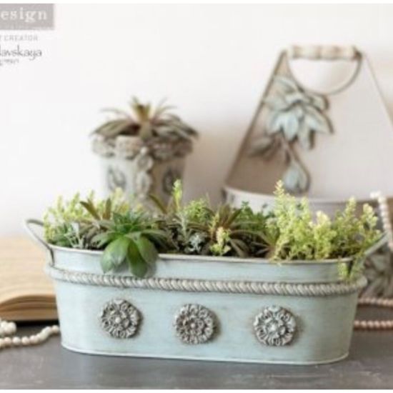 Mould Regal Trimmings