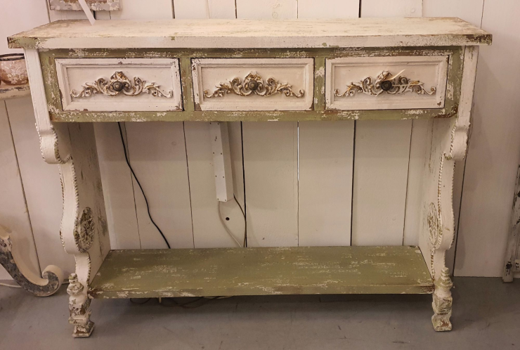 Brocante Sidetable van Clayre & Eef